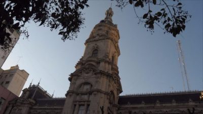 Horas extras: funcionarios y representantes del sindicato de Bahía se reúnen tras el conflicto