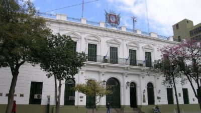 El Gobierno de Catamarca asistió por más de $2 millones a 24 municipios