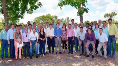 Intendentes justicialistas de Entre Ríos apoyaron los cambios en el Gabinete provincial