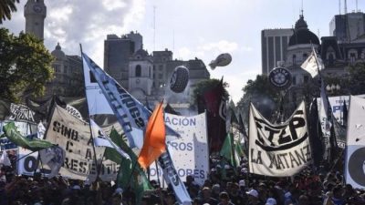 Contra las reformas del Gobierno
