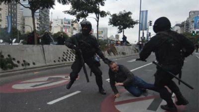 El “otro” balance del Gobierno: 111 represiones, 354 detenidos y 328 heridos por protestar