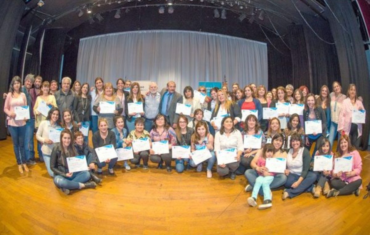 Empleados municipales de Ushuaia recibieron certificados de capacitación