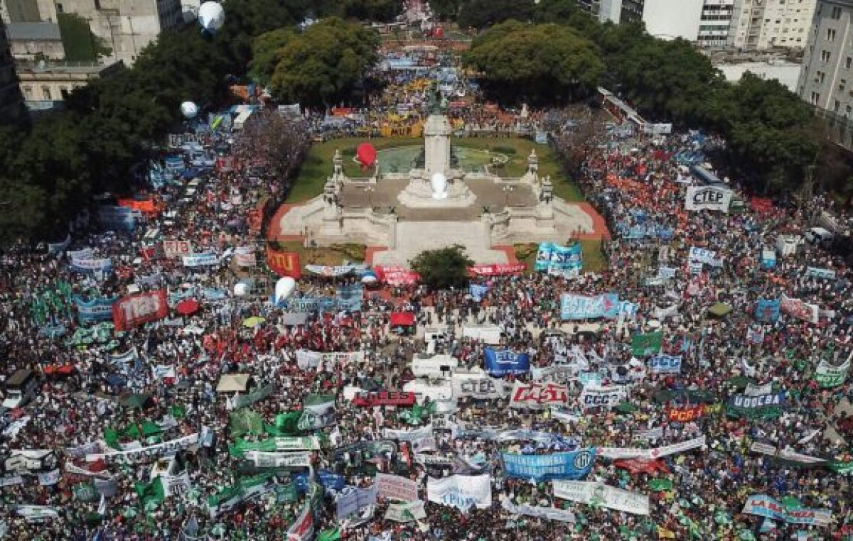 Cristina, el movimiento obrero y la unidad de la oposición