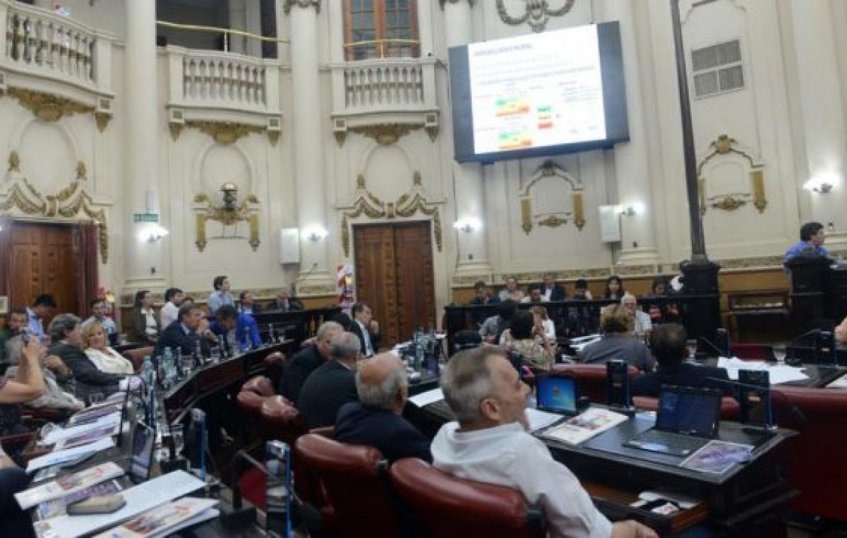 Córdoba: El G-6 pide sustituir Ingresos Brutos y critica la presión de la Municipalidad