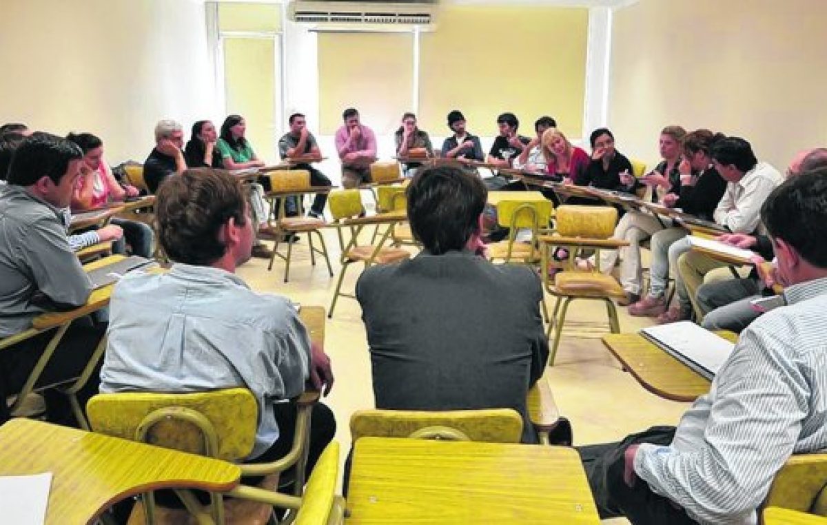 Capacitarán a intendentes, edilesy jefes comunales santafesinos