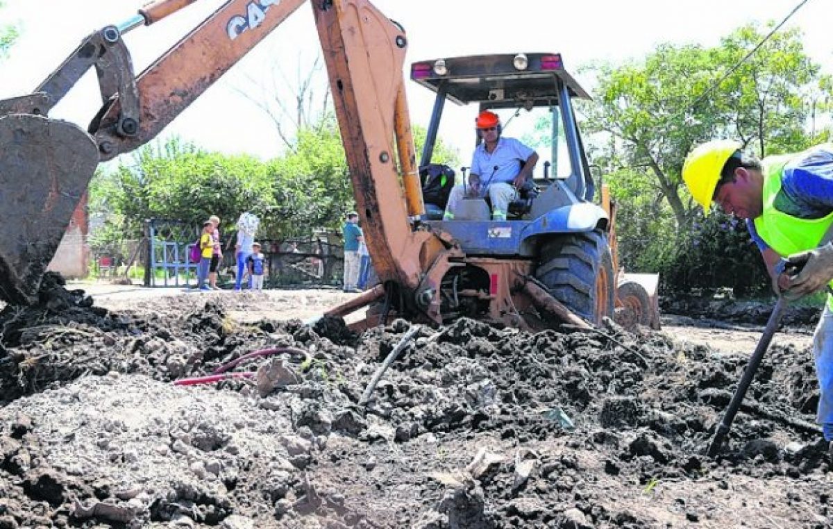 Realizan obras de infraestructura en Arroyo Seco, Villa G. Gálvez y Pérez