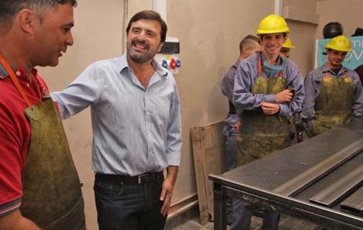 Más jóvenes realizan su entrenamiento laboral en empresas privadas de Santa Fe