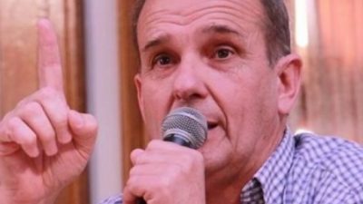 Un intendente cargó contra Vidal y la acusó de “regular” la planta de empleados de los municipios