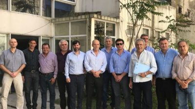Los intendentes peronistas del interior cierran filas y quieren voz propia para discutir con Vidal
