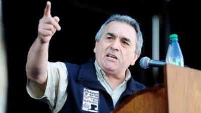 La CGT criticó al gobierno por no controlar la inflación y por “poner de rodillas” a los gremios