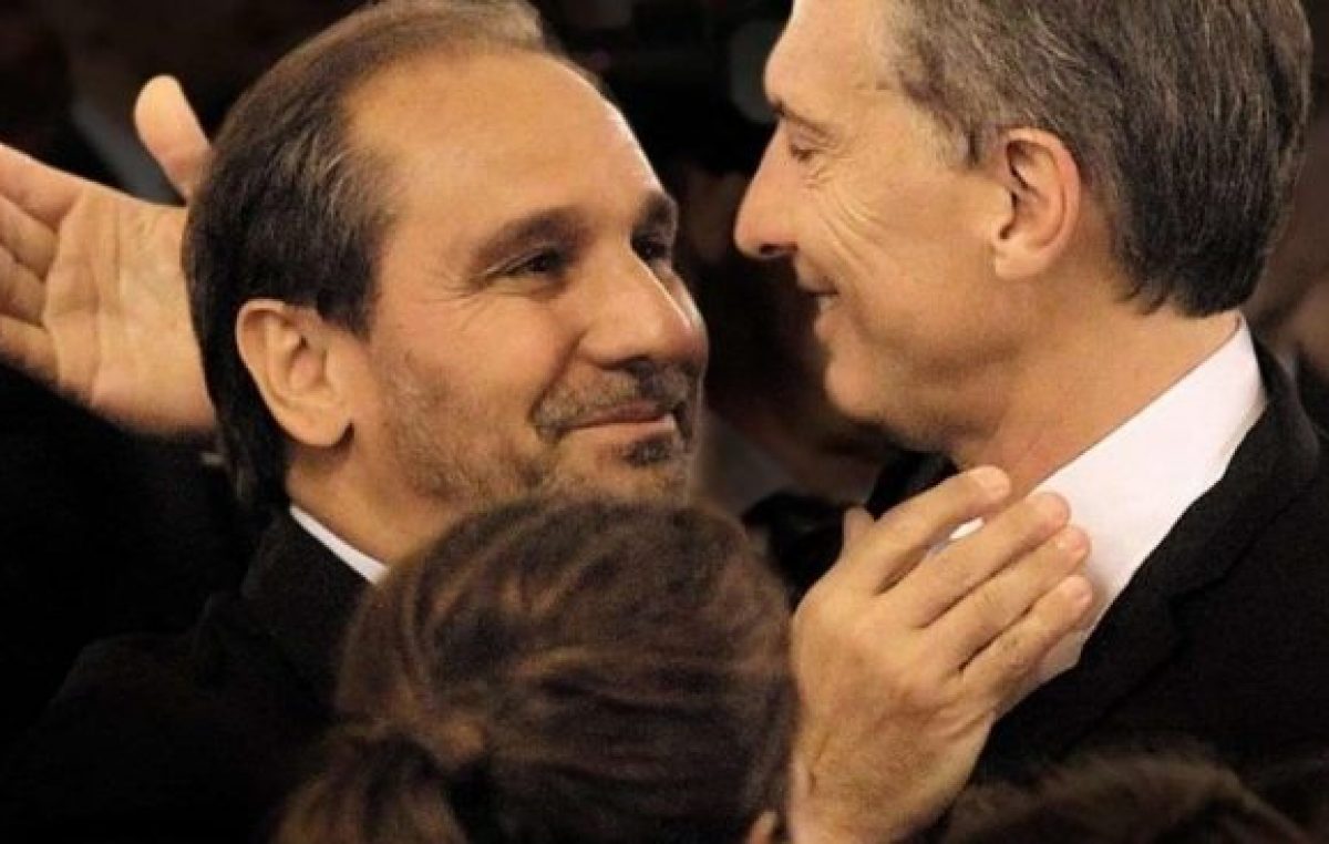 Gato encerrado: el mejor amigo de Macri vendió el 82% de las acciones de su constructora