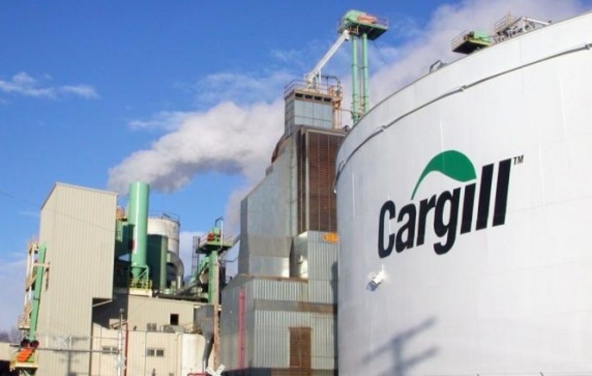 El campo exporta pero desemplea: Cargill echó a 45 trabajadores y hay paro de aceiteros
