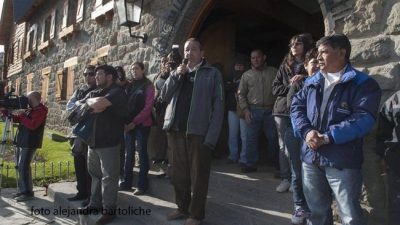 Los municipales de Bariloche van al Centro Cívico por el reclamo salarial