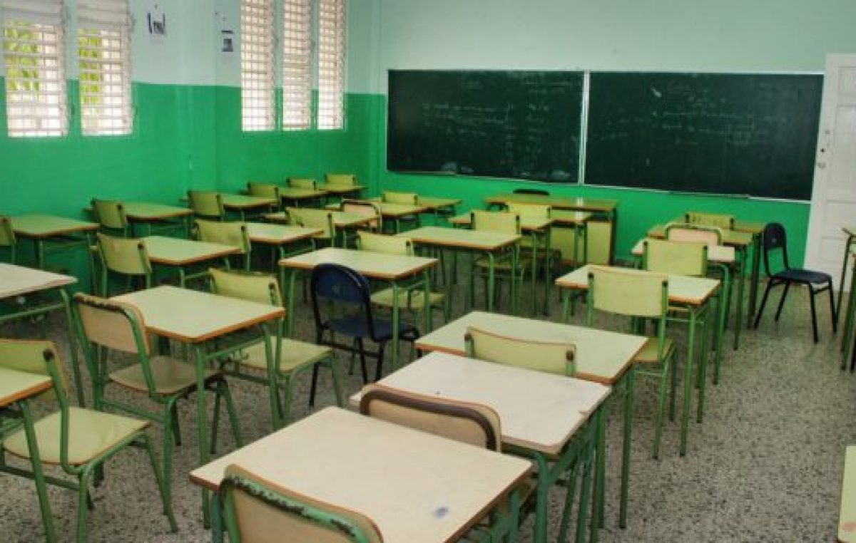 Es la Constitución, la educación y la lectura, estúpidos