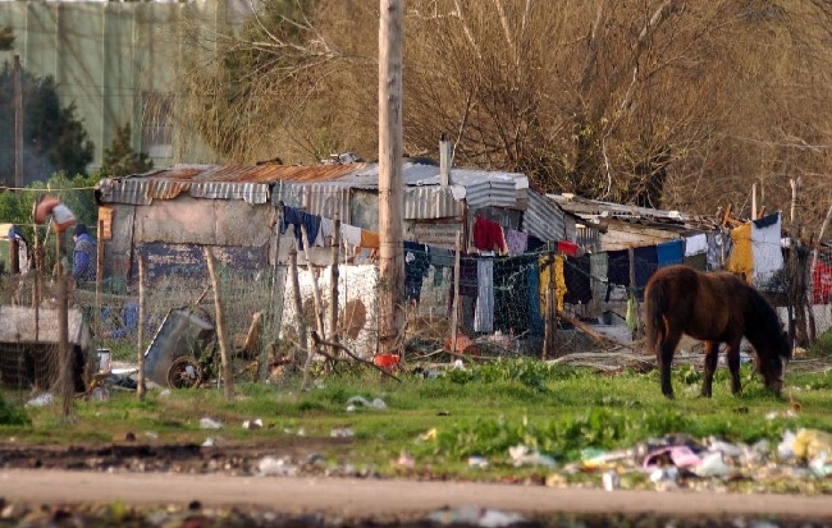 Provincia avanza con un plan para erradicar villas y asentamientos en el territorio bonaerense
