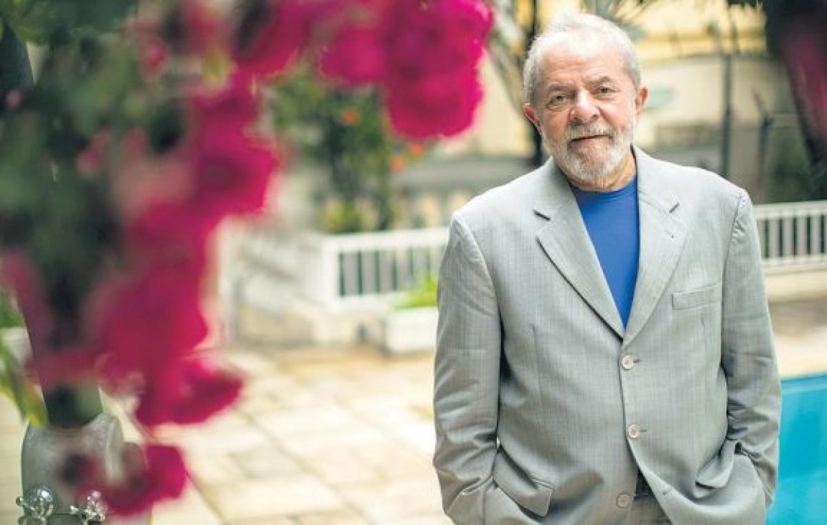 “Una ofensiva conservadora trata de anestesiar el país”