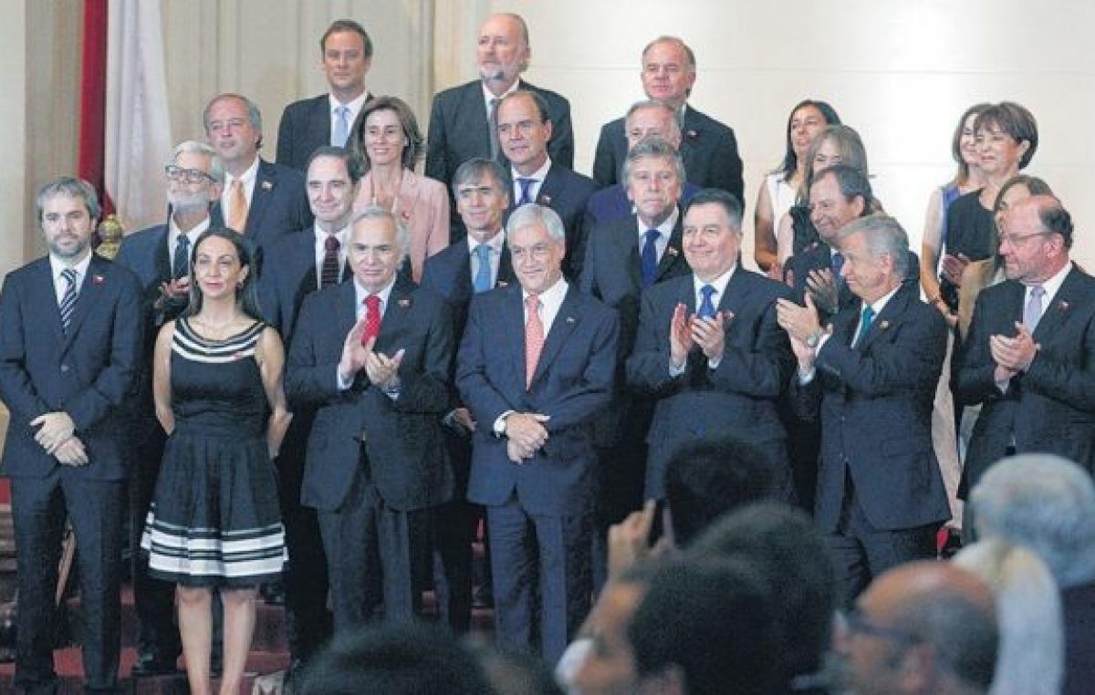 Piñera postula la educación como mercancía