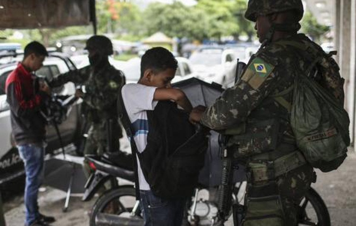 Crean observatorio de Derechos Humanos para controlar acción militar en Rio