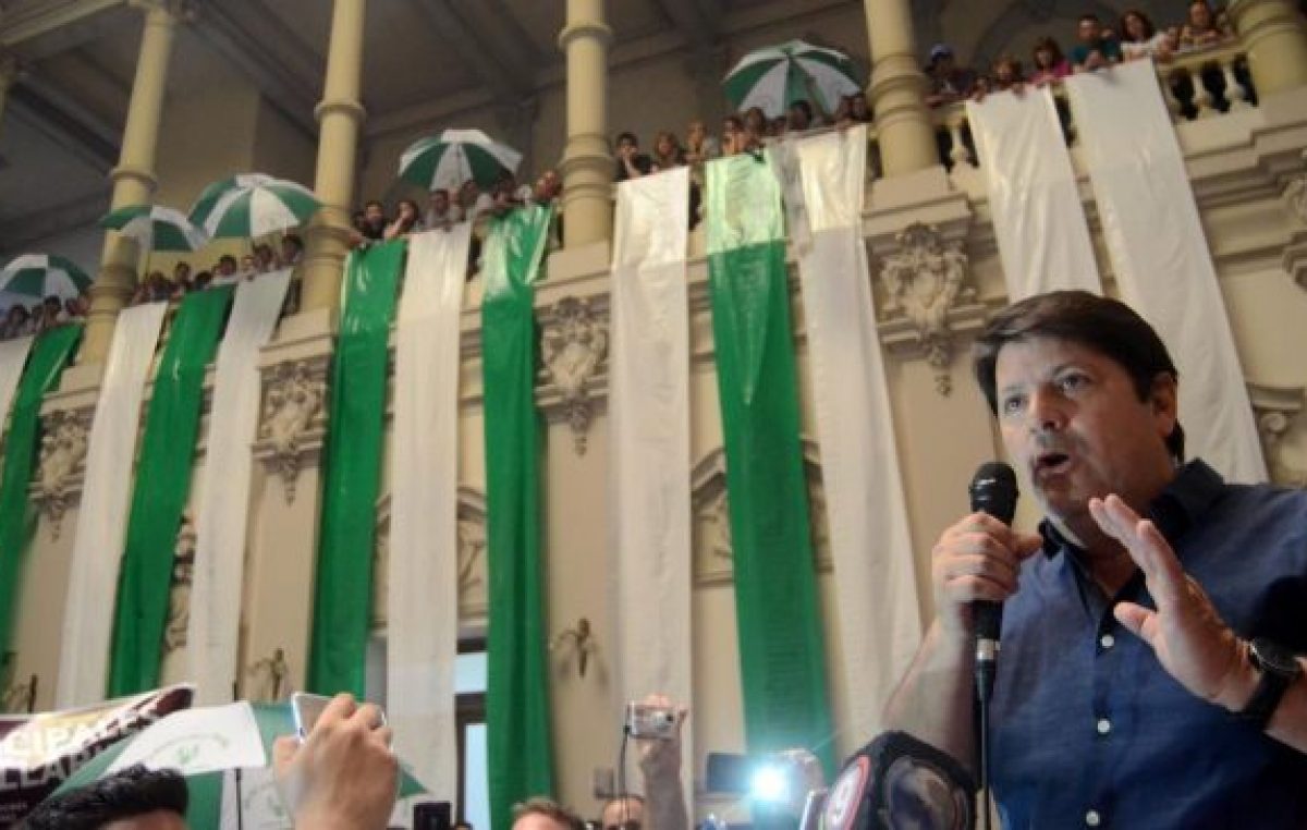 A horas de retomar las paritarias, qué hará el Municipio de Bahía con el aumento de sueldo a funcionarios