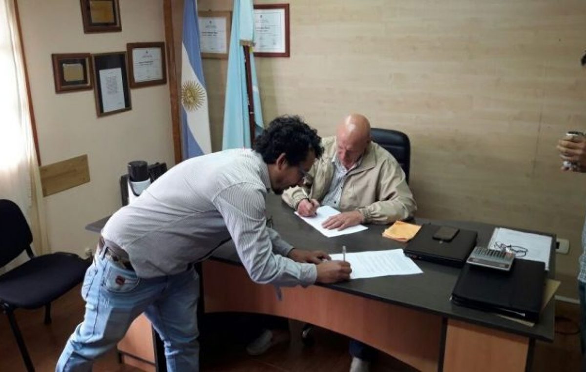 SOEME acordó un aumento salarial del 21% para los municipales de Epuyén