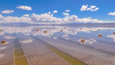 Así de espectaculares están las Salinas Grandes