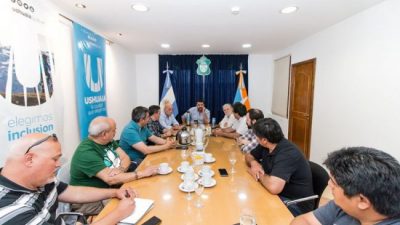 Suba del 137% en la ayuda escolar para municipales de Ushuaia