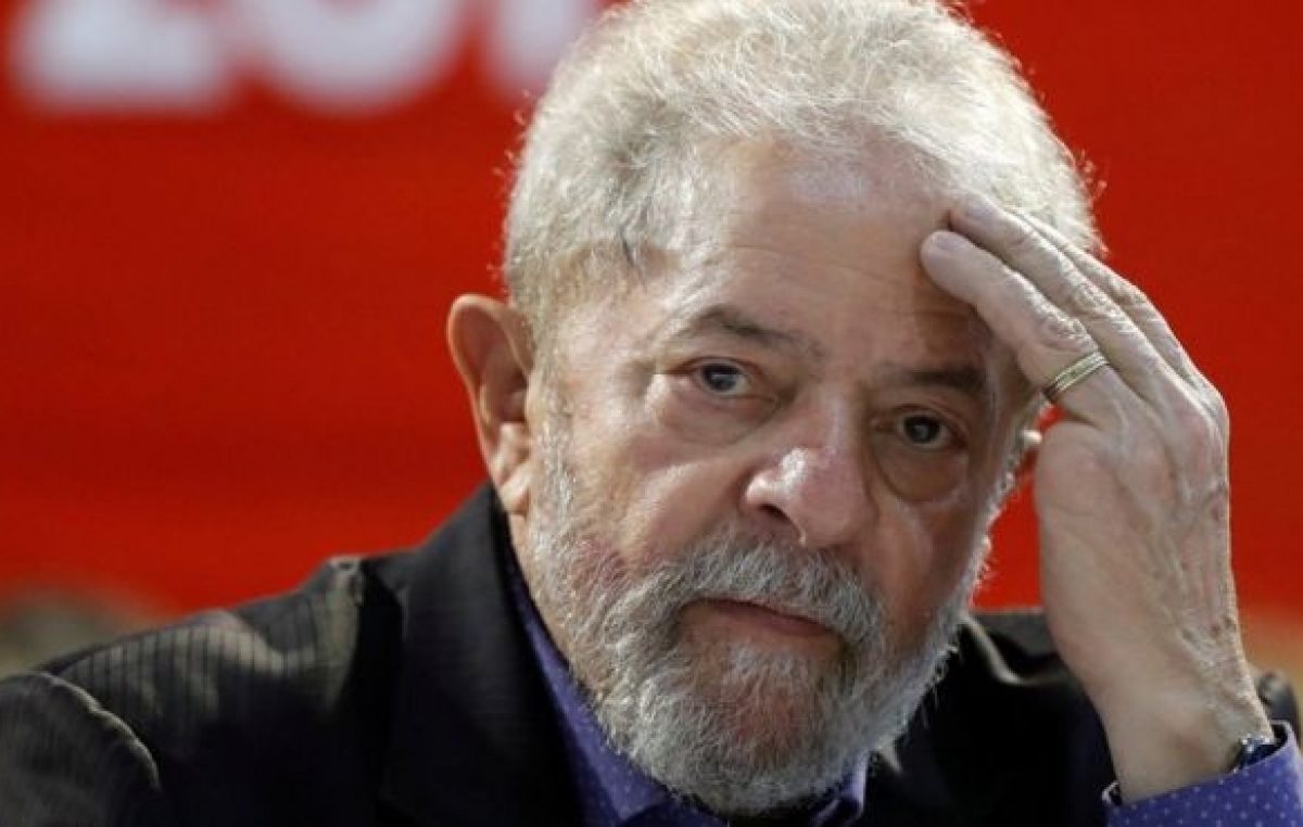 Pese a la persecución judicial Lula lanzó su candidatura a la presidencia