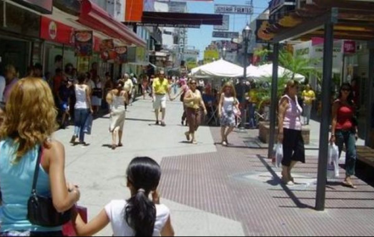 Comerciantes correntinos continúan con bajo nivel de ventas