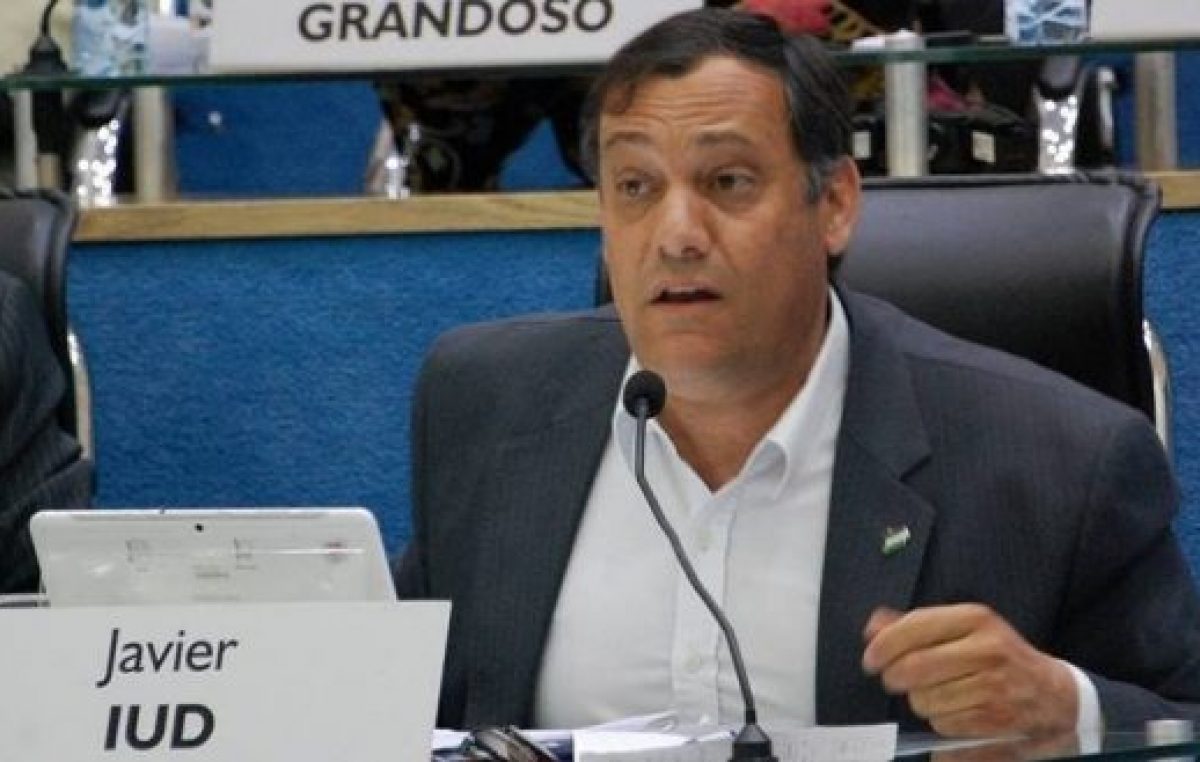 Río Negro: Polémica por fondos a municipios del Plan Castello
