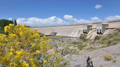 Conflicto del río Atuel: Mendoza y La Pampa llegan divididas al encuentro con la Corte