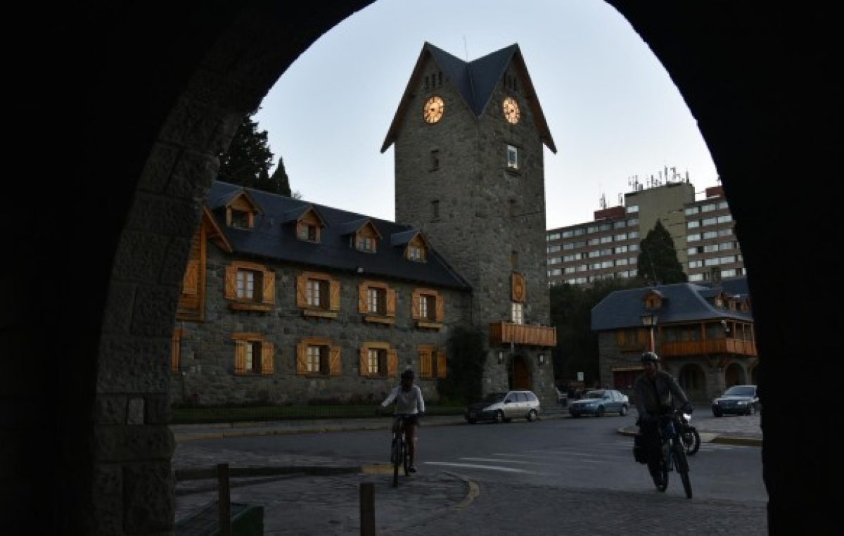 El intendente de Bariloche desplazó a 30 contratados