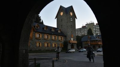 El intendente de Bariloche desplazó a 30 contratados