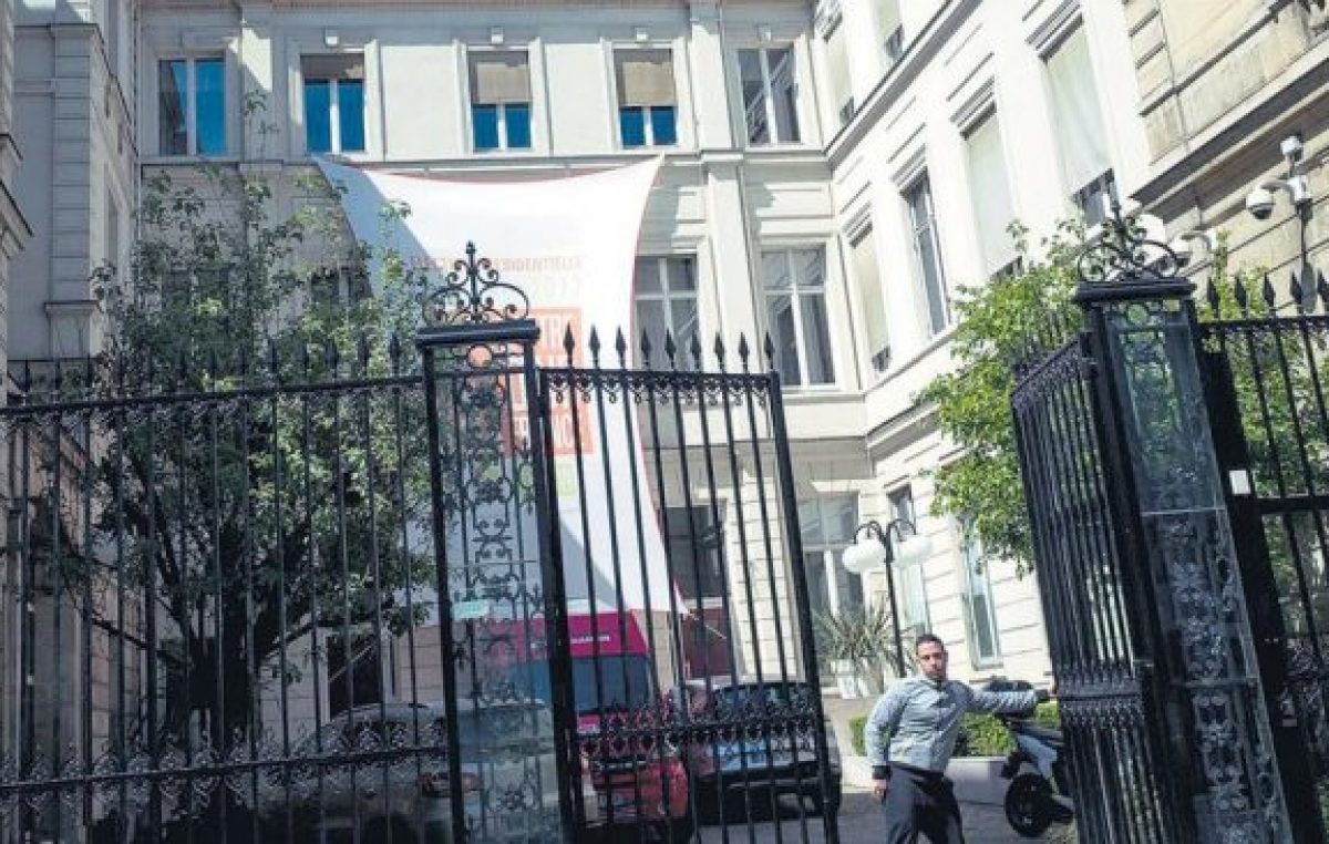 Entró en crisis terminal el socialismo francés