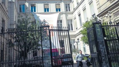 Entró en crisis terminal el socialismo francés