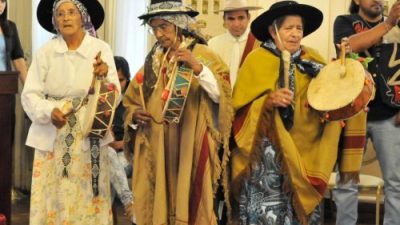 En Amaicha se agitan las cajas para recibir a la nueva Pachamama
