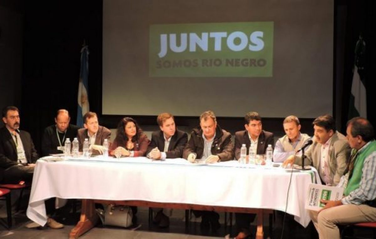 Intendentes de Río Negro se abroquelan ante la grieta de Juntos