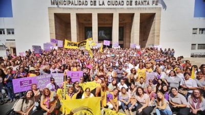 Las trabajadoras municipales de Santa Fe se sumaron al 8M