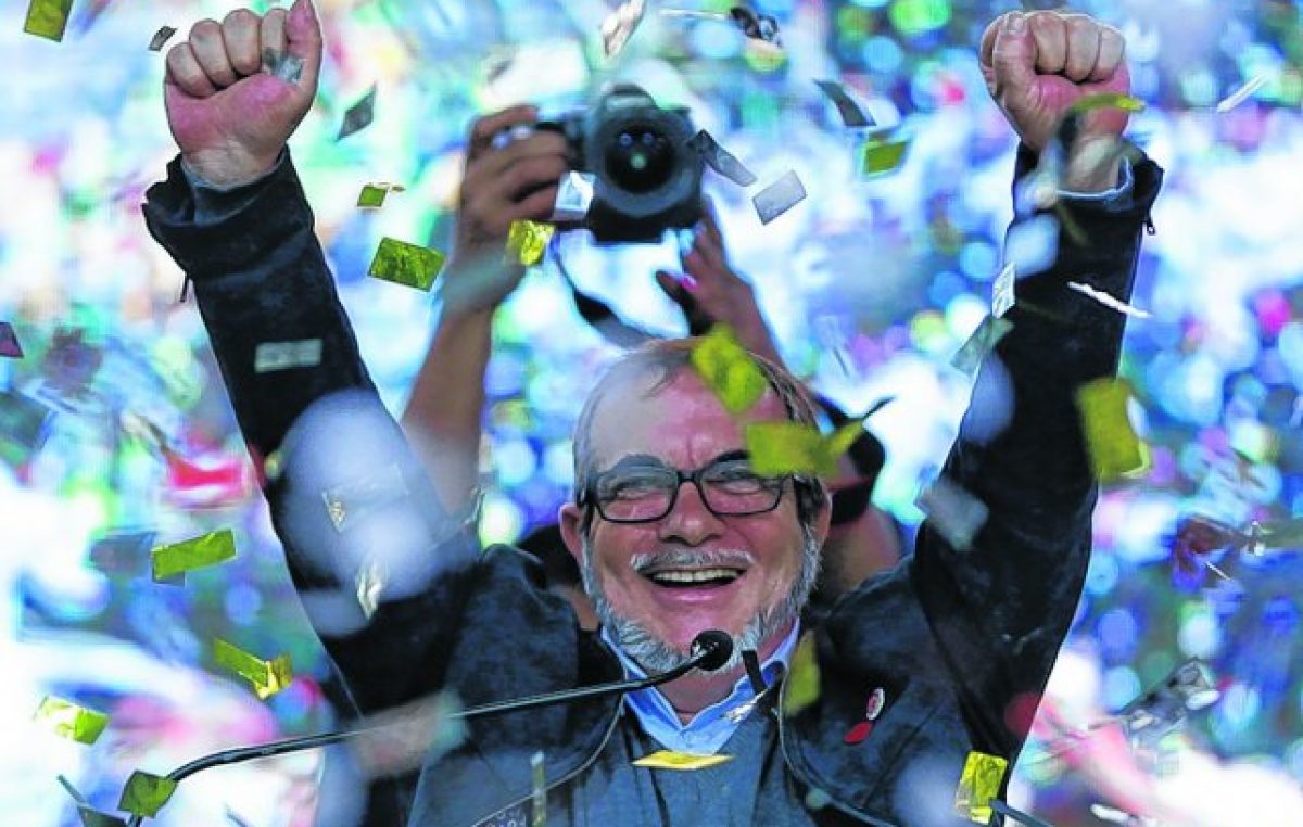 La ex guerrilla de las Farc se retira de la contienda presidencial