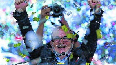 La ex guerrilla de las Farc se retira de la contienda presidencial