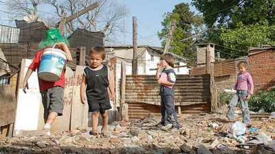 Santa Fe: “Dejaron crecer las villas miseria y parece que lo hicieran a propósito”