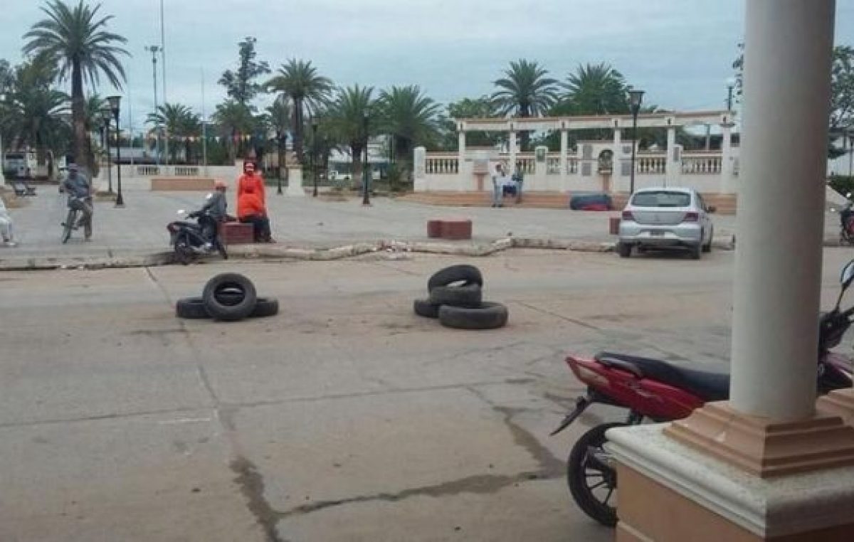 Orán: Empleados municipales de Colonia Santa Rosa toman medidas de fuerza