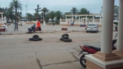 Orán: Empleados municipales de Colonia Santa Rosa toman medidas de fuerza