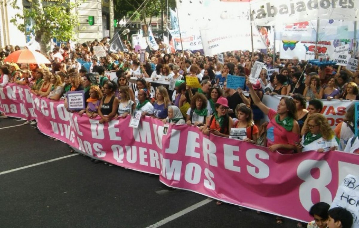 En medio de reclamos a los que aún no se sumaron, intendentes dictan asueto a trabajadoras por el 8M