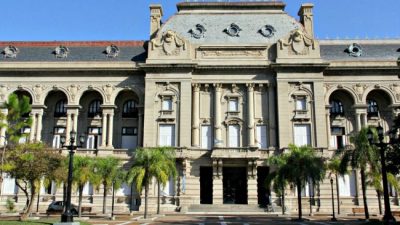Esta semana se retoman las paritarias en la provincia de Santa Fe y en los municipios