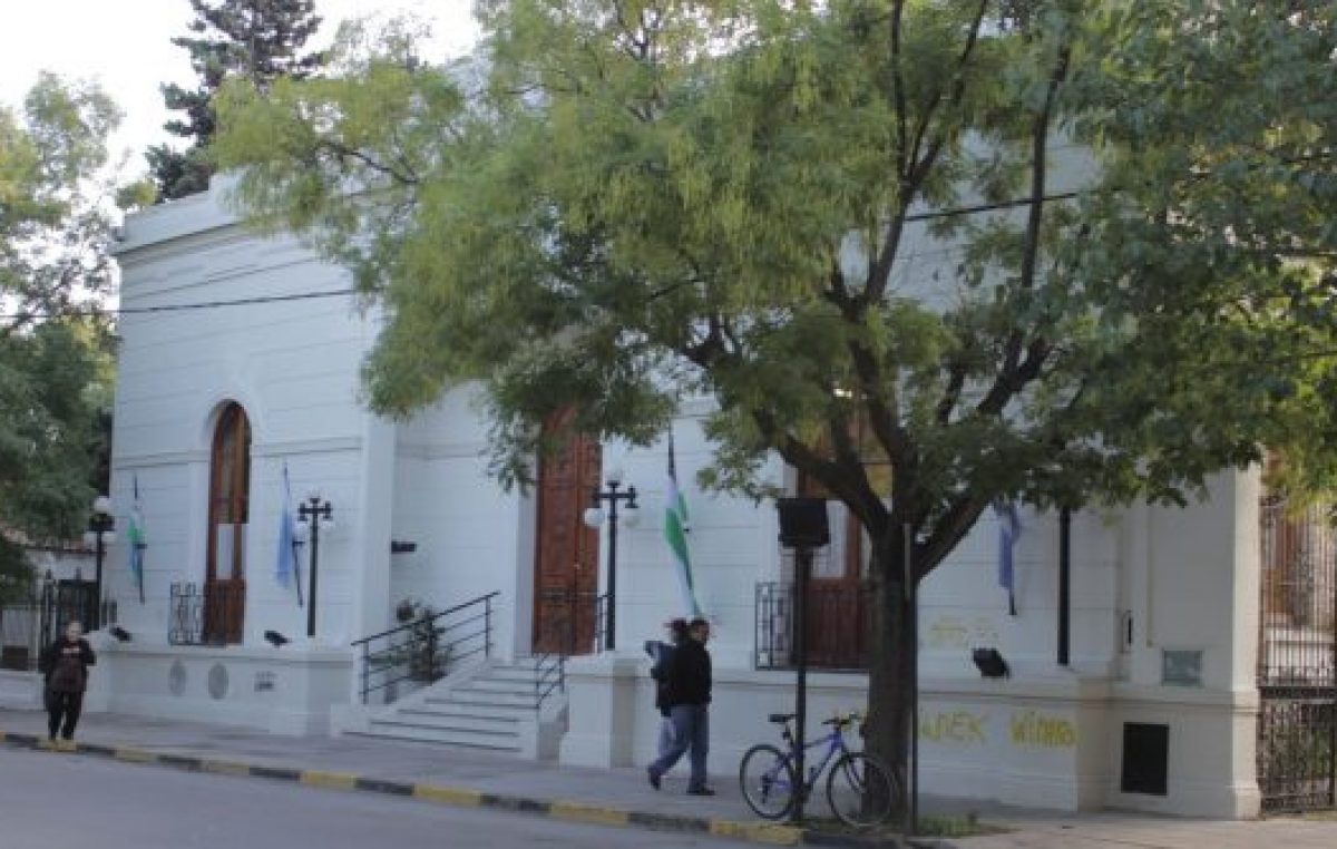 Viedma: 15% a municipales con dos propuestas de pago