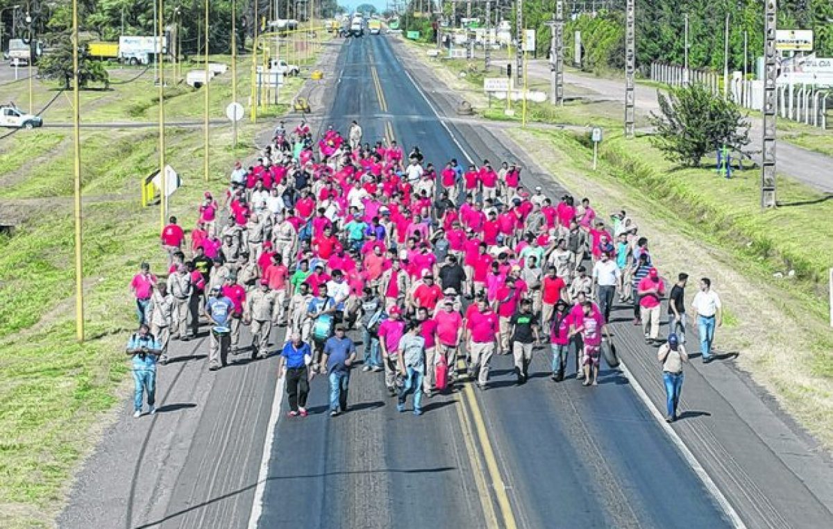 Firmat: Trabajadores de Vassalli cortarán hoy las rutas 33 y 93