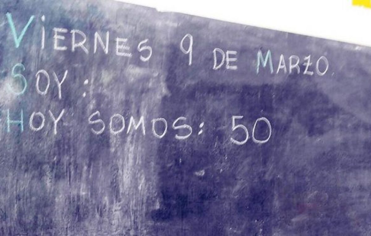Alumnos hacinados en las escuelas de María Eugenia