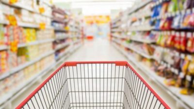 Siete de cada diez familias bajaron los gastos de consumo