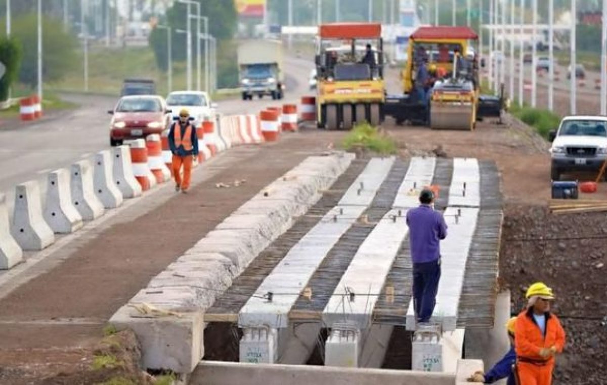 Gobernadores, en alerta por reparto de la obra pública