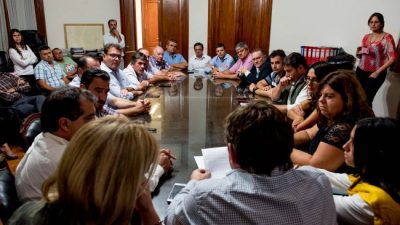 Santa Fe: Gremios Municipales e Intendentes acordaron la política salarial
